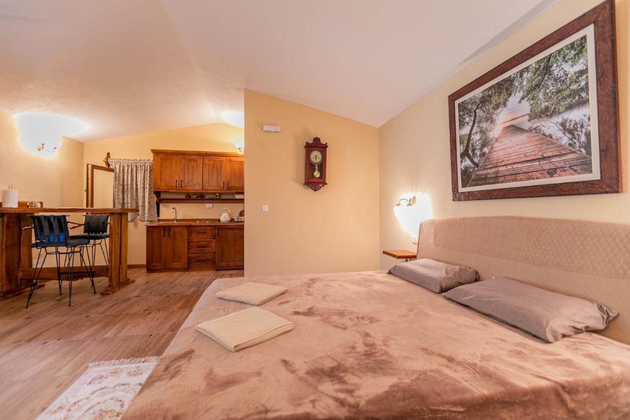 Ethno Lodge Ab Virpazar Εξωτερικό φωτογραφία
